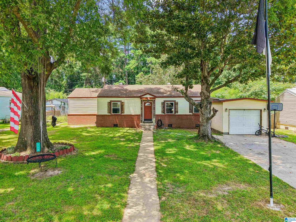 112 DALE LANE, Childersburg, AL 35044