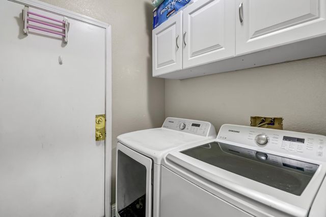 8427 Serio Way, Elk Grove, CA 98758