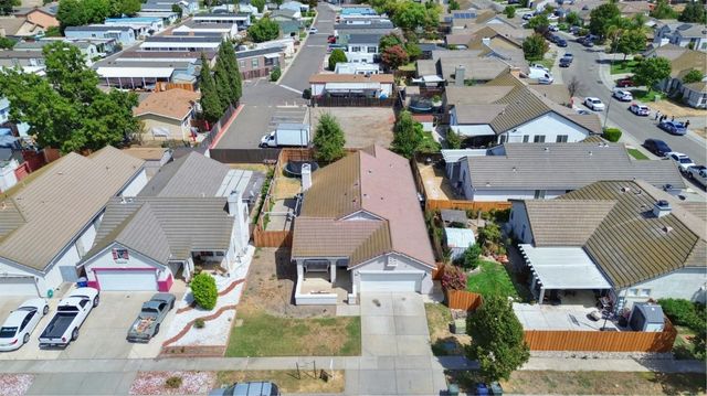 8427 Serio Way, Elk Grove, CA 98758