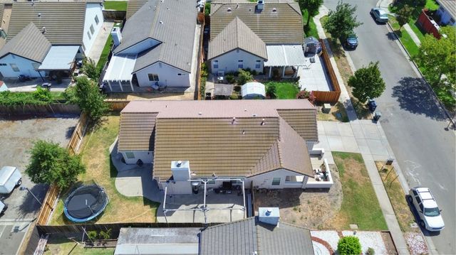 8427 Serio Way, Elk Grove, CA 98758