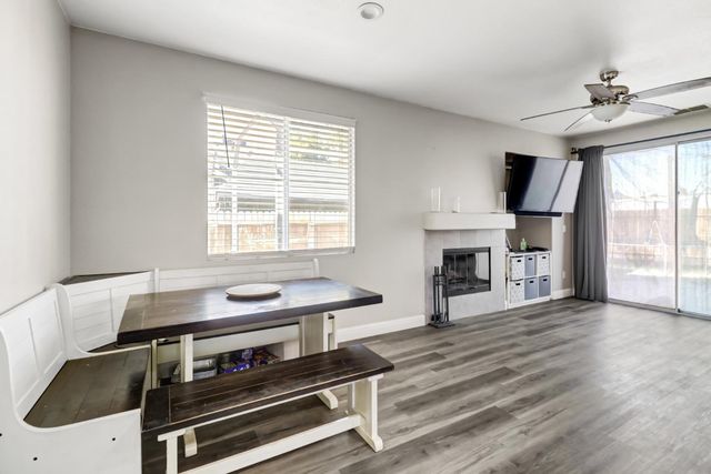 8427 Serio Way, Elk Grove, CA 98758