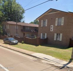1711 Robinson Street, Jackson, MS 39209