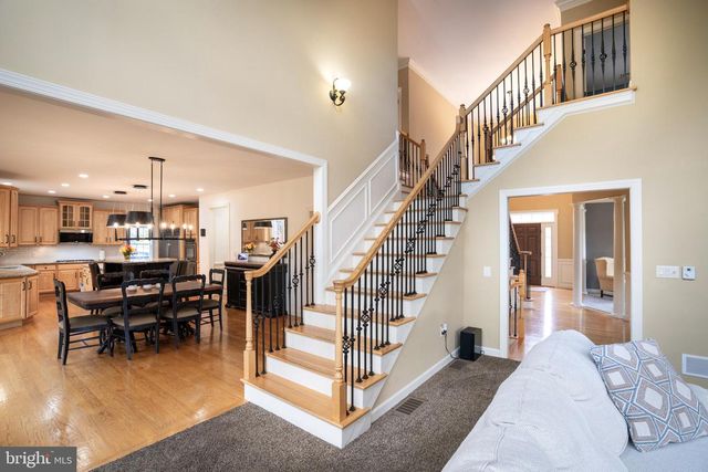 125 HOLLY RIDGE DR, State College, PA 16801