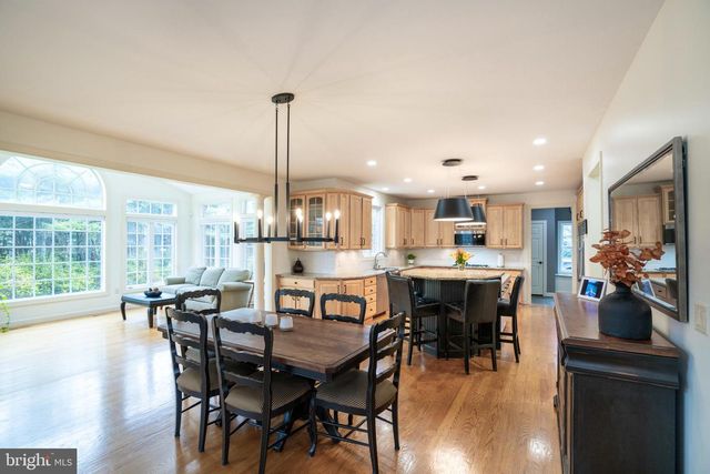 125 HOLLY RIDGE DR, State College, PA 16801