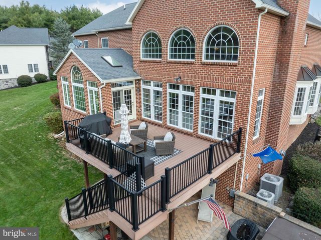 125 HOLLY RIDGE DR, State College, PA 16801