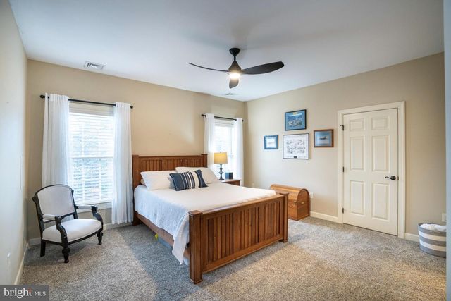 125 HOLLY RIDGE DR, State College, PA 16801