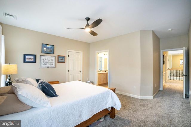 125 HOLLY RIDGE DR, State College, PA 16801