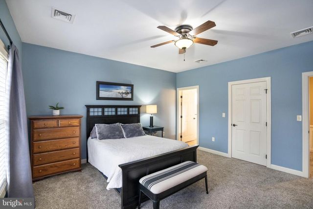 125 HOLLY RIDGE DR, State College, PA 16801