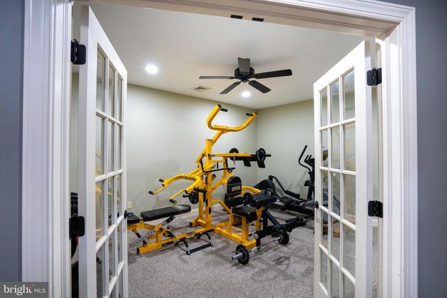 125 HOLLY RIDGE DR, State College, PA 16801