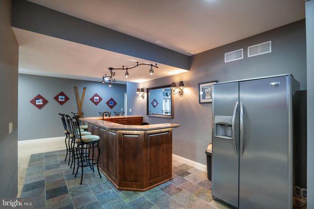 125 HOLLY RIDGE DR, State College, PA 16801