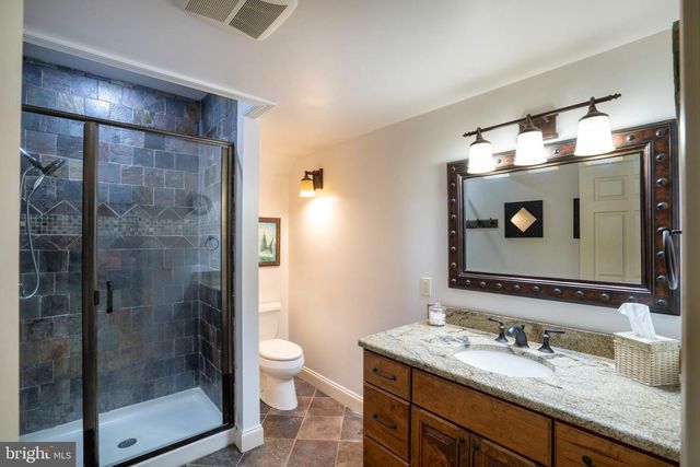 125 HOLLY RIDGE DR, State College, PA 16801