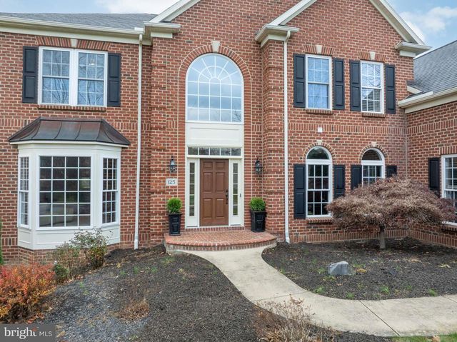 125 HOLLY RIDGE DR, State College, PA 16801