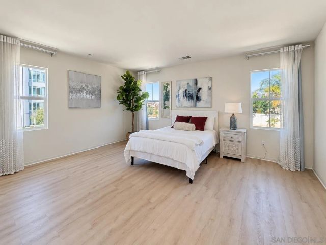 12749 Via Las Lenas, San Diego, CA 92129