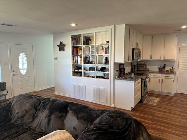 2387 Forehand Road, Trinidad, TX 75163