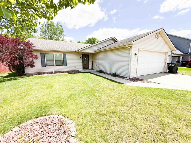 131 Vice Boulevard, Avilla, IN 46710