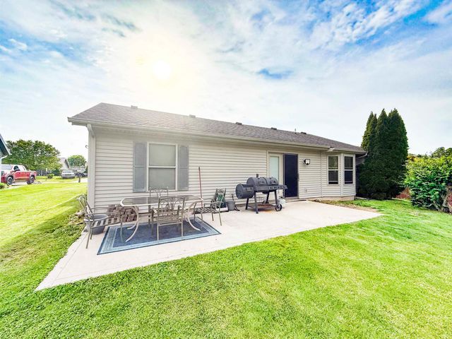131 Vice Boulevard, Avilla, IN 46710