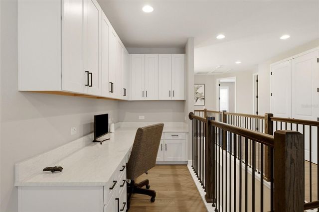 5820 MILLENNIUM SILVER COURT, Sarasota, FL 34238