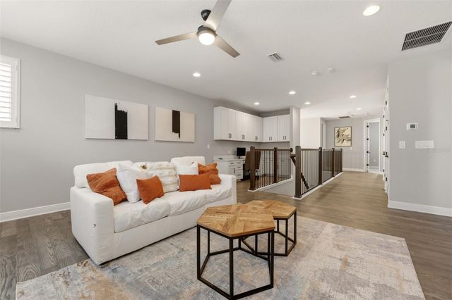 5820 MILLENNIUM SILVER COURT, Sarasota, FL 34238