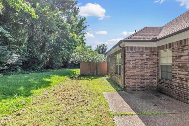 6836 LAGRANGE GROVE DR, Unincorporated, TN 38018