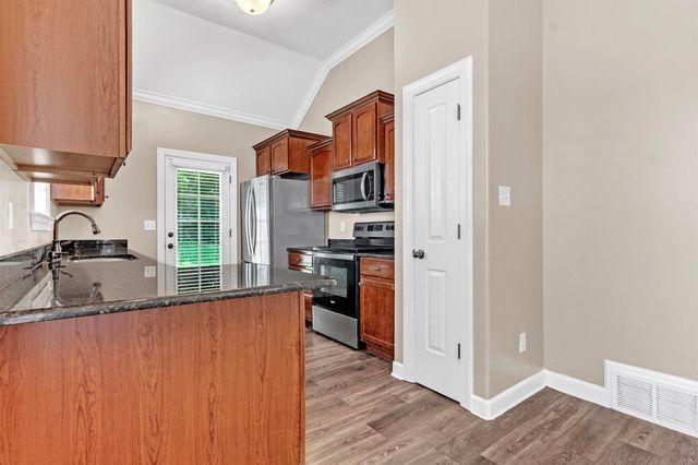 6836 LAGRANGE GROVE DR, Unincorporated, TN 38018