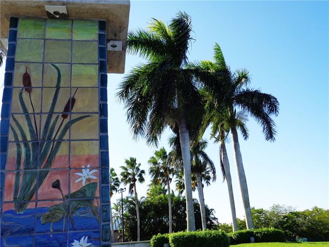 351 Del Monte Road B, Sebastian, FL 32958