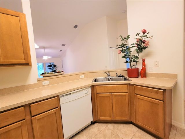 351 Del Monte Road B, Sebastian, FL 32958