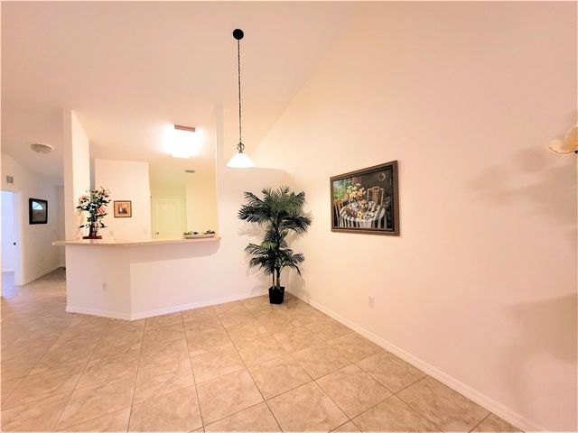 351 Del Monte Road B, Sebastian, FL 32958