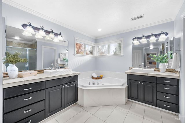 1640 S Lakemoor Way, Eagle, ID 83616