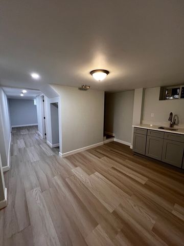 30 Beechmont St 1, Worcester, MA 01609