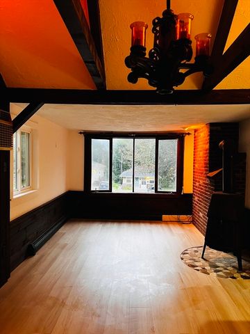 30 Beechmont St 1, Worcester, MA 01609
