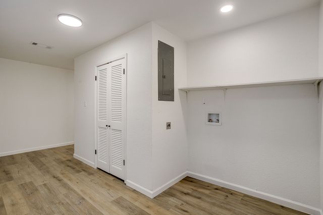 1501 E Henderson Street, Cleburne, TX 76031