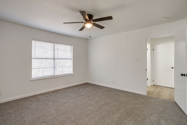 1501 E Henderson Street, Cleburne, TX 76031