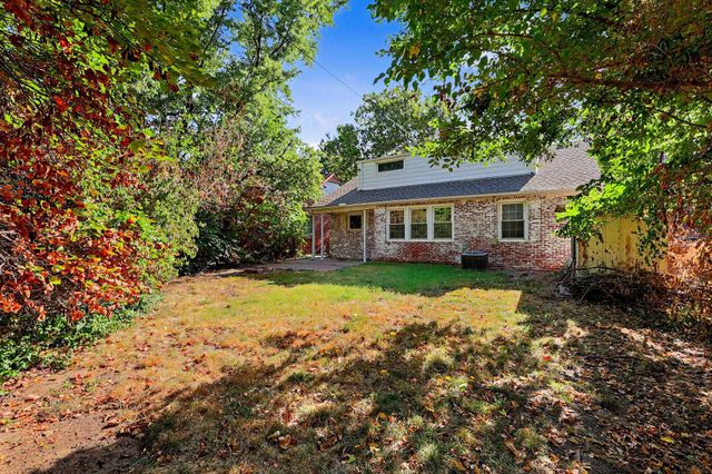 1423 N Garland St, Wichita, KS 67203