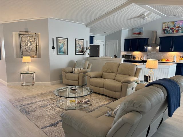 565 Ramblewood Circle, Little River, SC 29566