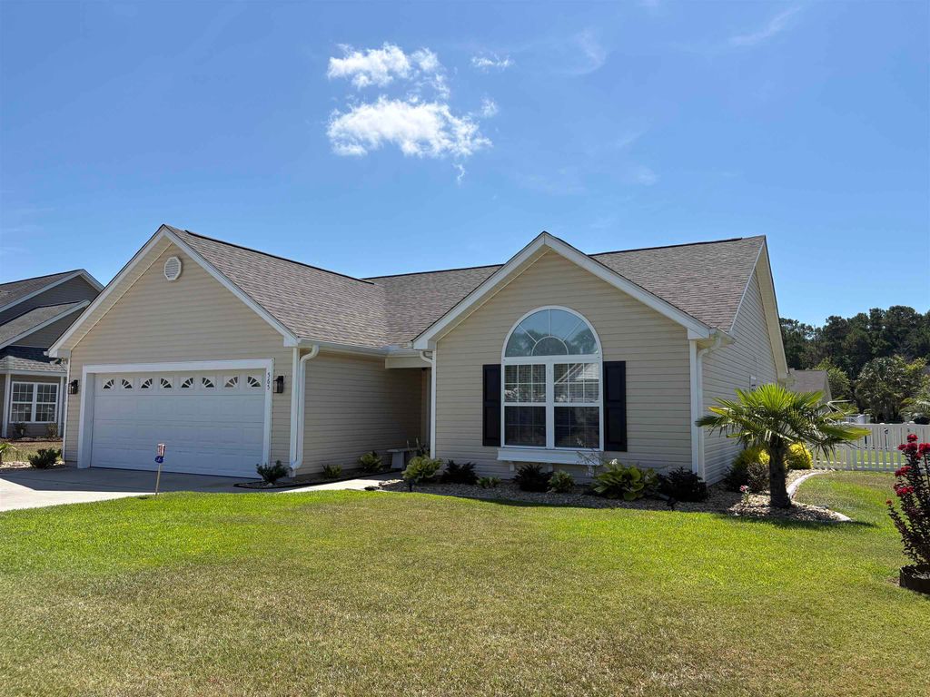 565 Ramblewood Circle, Little River, SC 29566