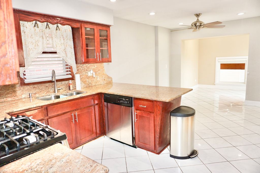 3318 N Page Avenue, Chicago, IL 60634 — photo 3
