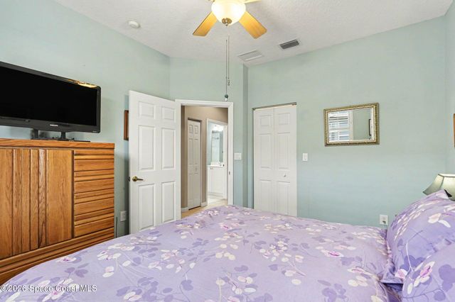 348 Gardendale Circle SE, Palm Bay, FL 32909