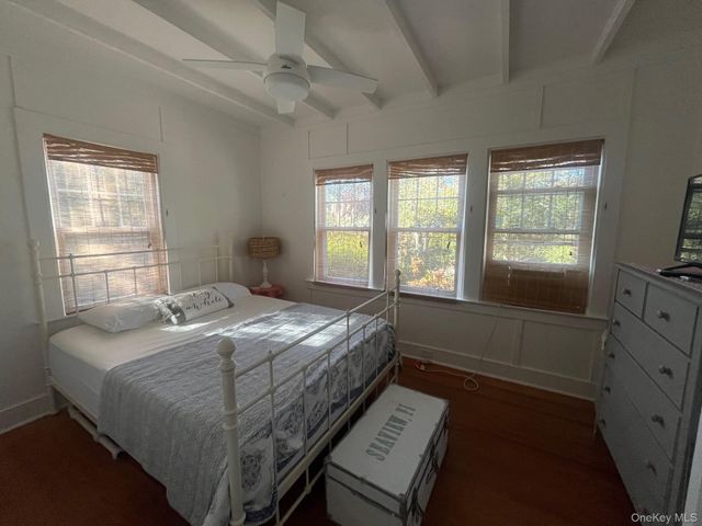 22 Crescent Avenue, Seaview, NY 11770