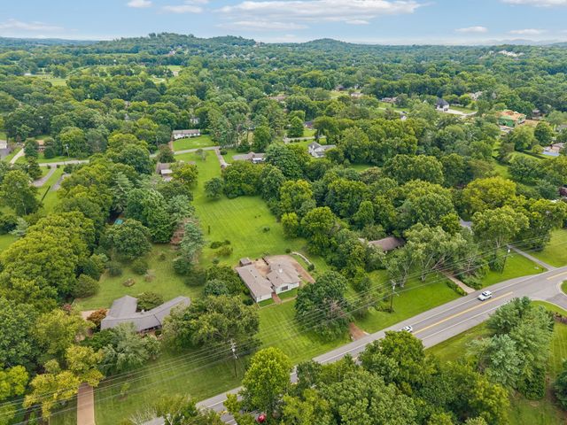 702 Wilson Pike, Brentwood, TN 37027