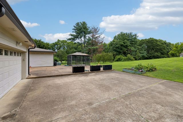 702 Wilson Pike, Brentwood, TN 37027