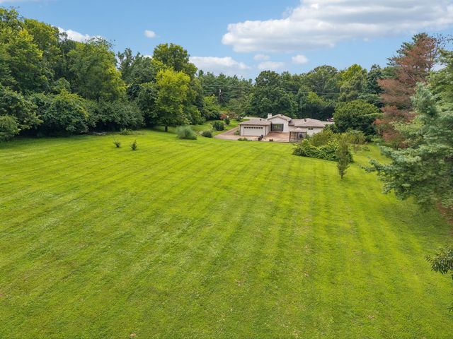 702 Wilson Pike, Brentwood, TN 37027