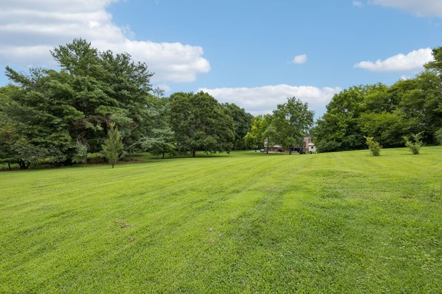 702 Wilson Pike, Brentwood, TN 37027