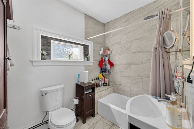 293 Swan St, Providence, RI 02905