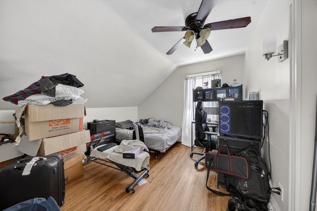 293 Swan St, Providence, RI 02905