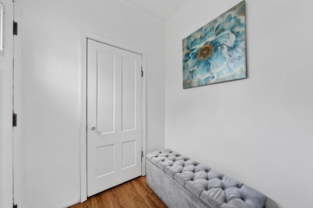 293 Swan St, Providence, RI 02905
