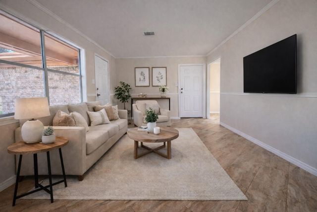 304 Frankie Street, Wharton, TX 77488