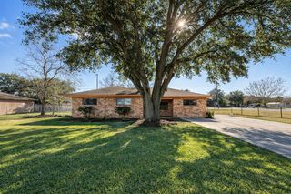 304 Frankie Street, Wharton, TX 77488