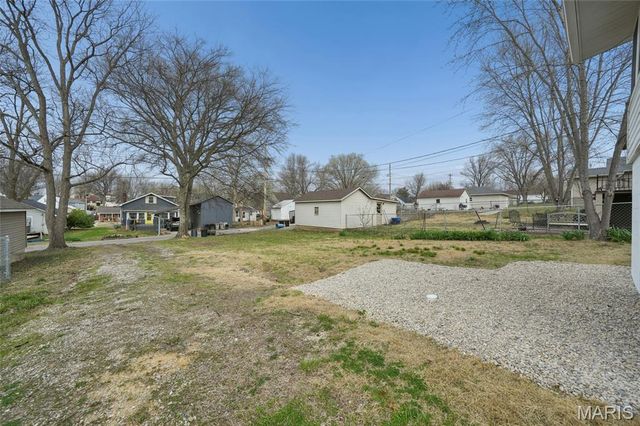 905 Burgess Avenue, Crystal City, MO 63019