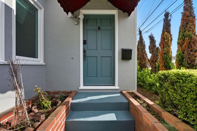 1247 Hillside Boulevard, Daly City, CA 94014