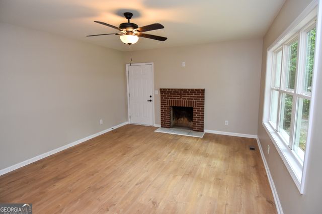 403 Atlanta Street, Barnesville, GA 30204